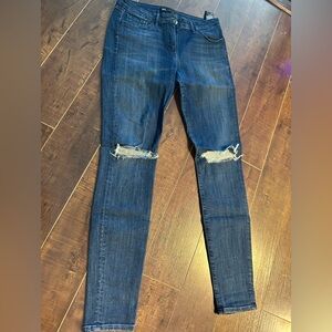 3x1 NYC blue jeans with rips on knees size 27